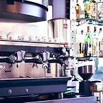 地拉那酒店机场店 4*