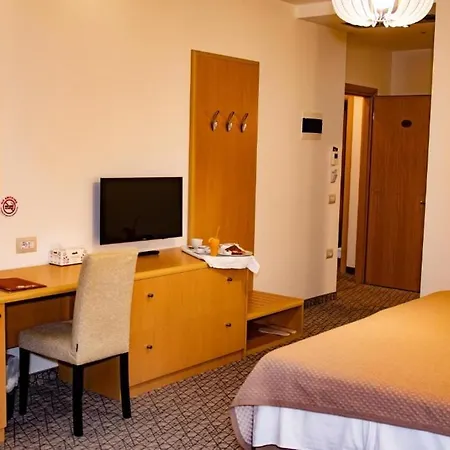 Airport Tirana Hotel Rinas