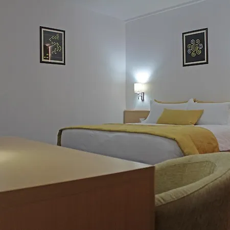 Airport Tirana 4*