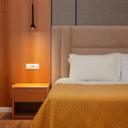 Airport Tirana Hotel Rinas