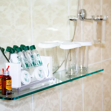 Airport Tirana Ξενοδοχείο 4*