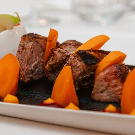 Hotel Airport Tirana 4*