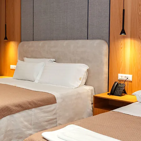 Airport Tirana Hotel Rinas