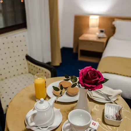 Airport Tirana Hotel