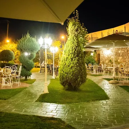Hotel Airport Tirana 4*
