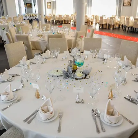 Airport Tirana Szálloda