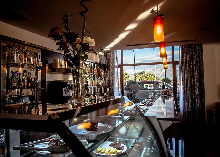 Airport Tirana Hotel Rinas