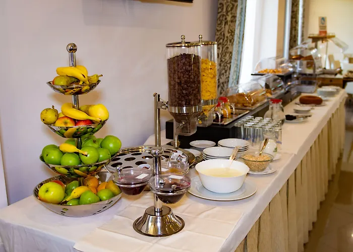 Airport Tirana Szálloda Rinas