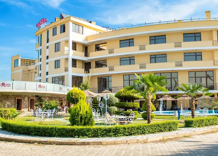 Airport Tirana Szálloda 4*