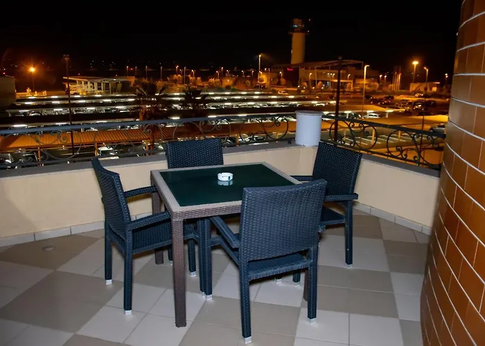 Airport Tirana Szálloda